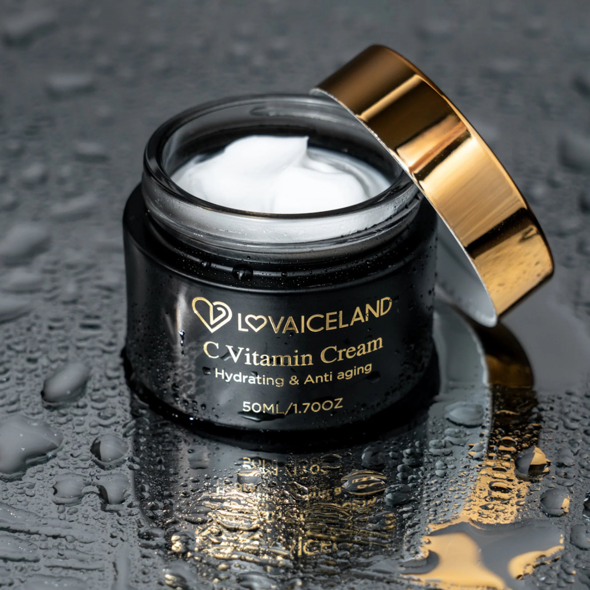 C Vitamin Moisturiser - LovaIceland