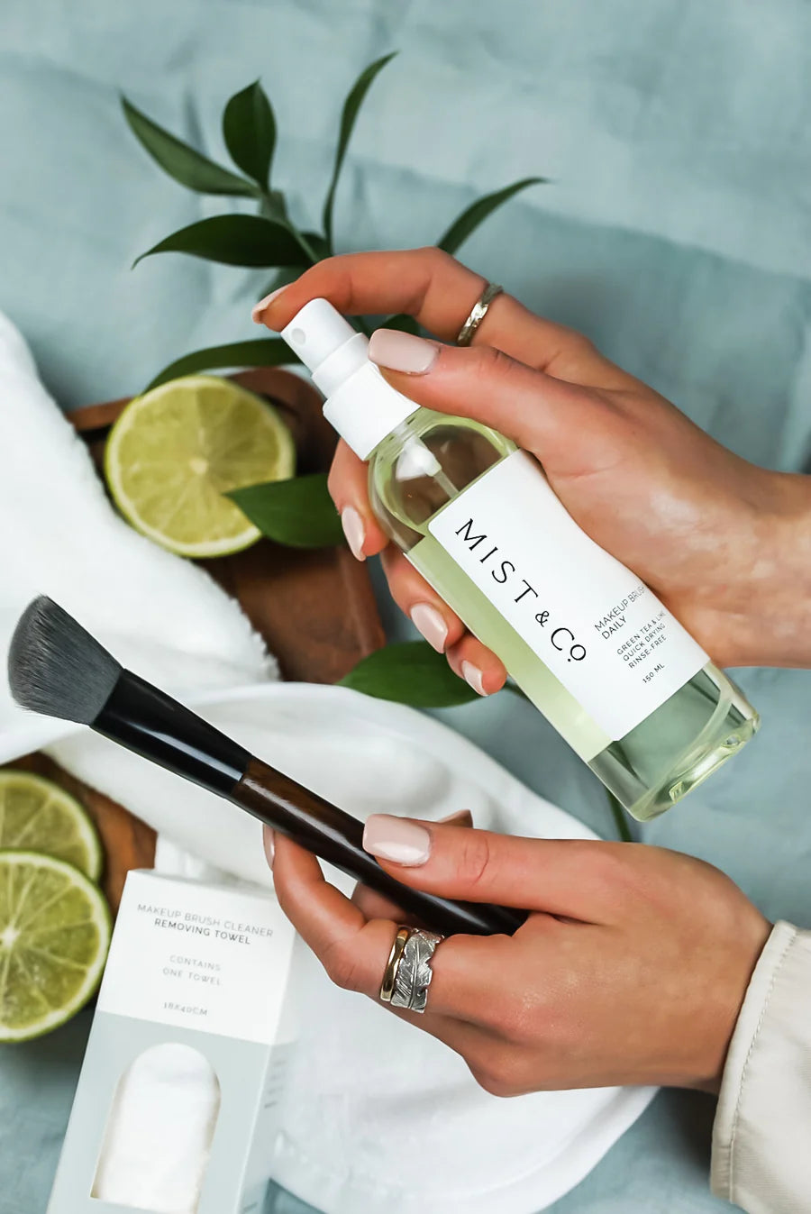 Green Tea And Lemon Daily Makeup Brush Cleaner - Mist & Co